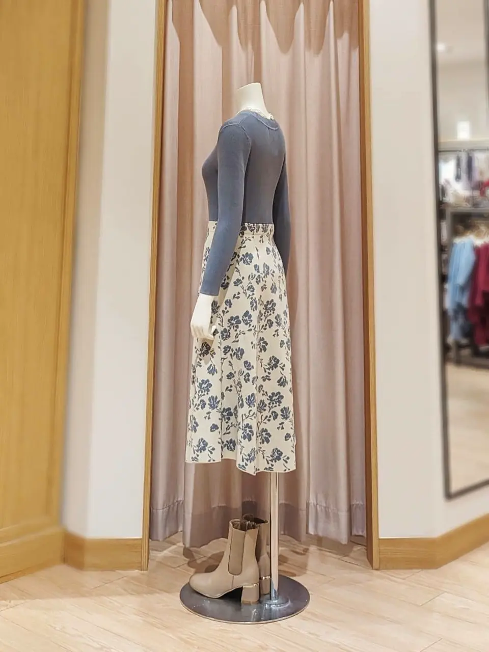 ANY SIS 岩田 コーディネート画像