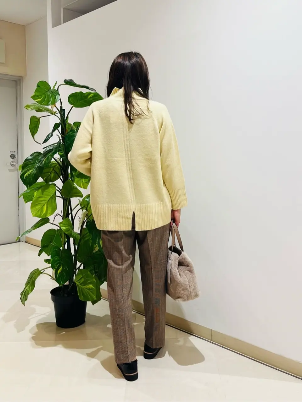 ANY SIS 石川 コーディネート画像