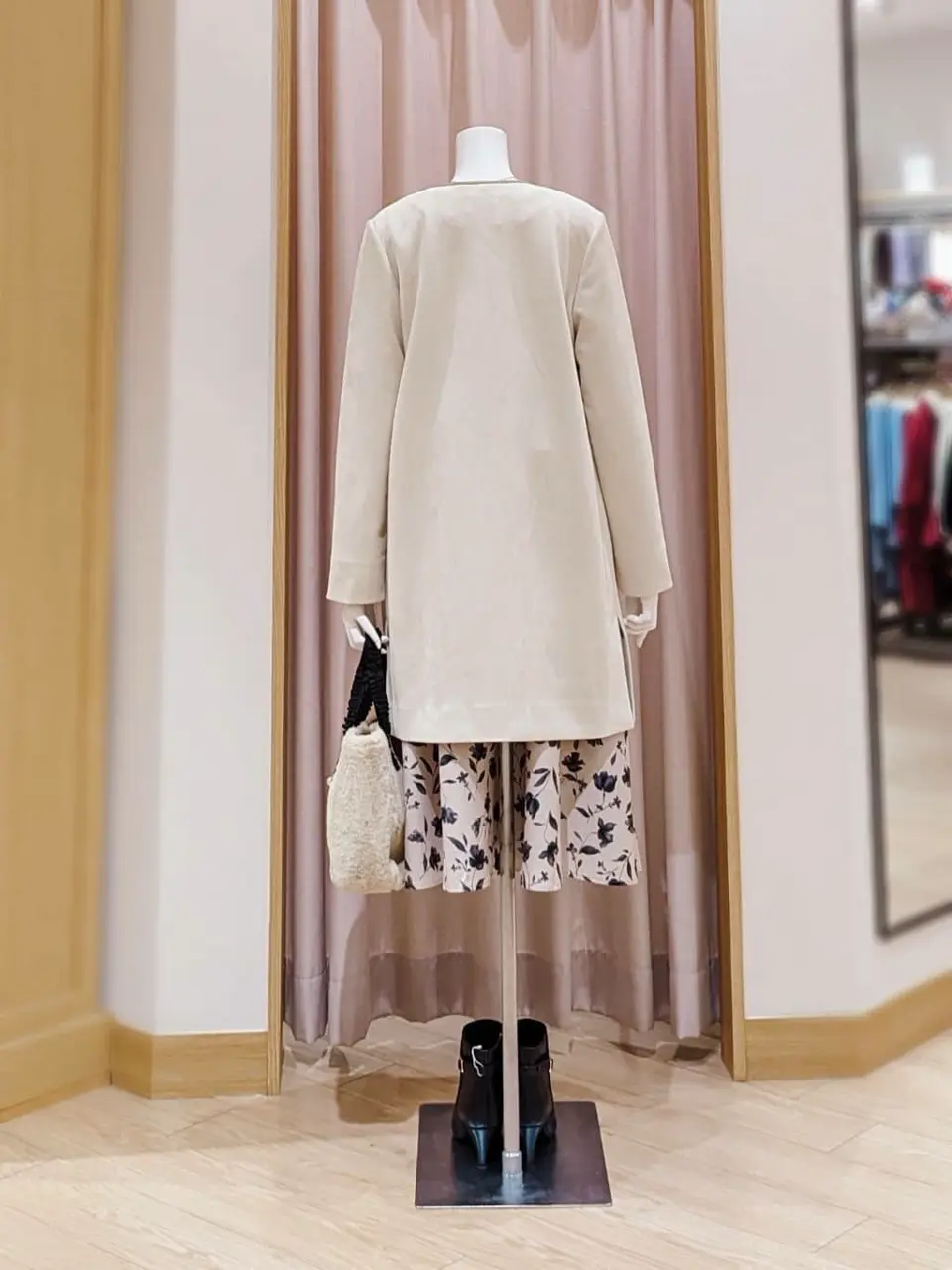 ANY SIS 岩田 コーディネート画像