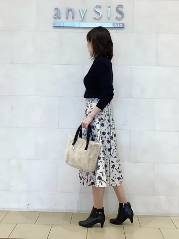 ANY SIS 髙橋 コーディネート画像