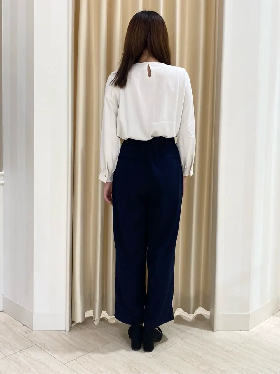 ANY SIS 伊藤 コーディネート画像