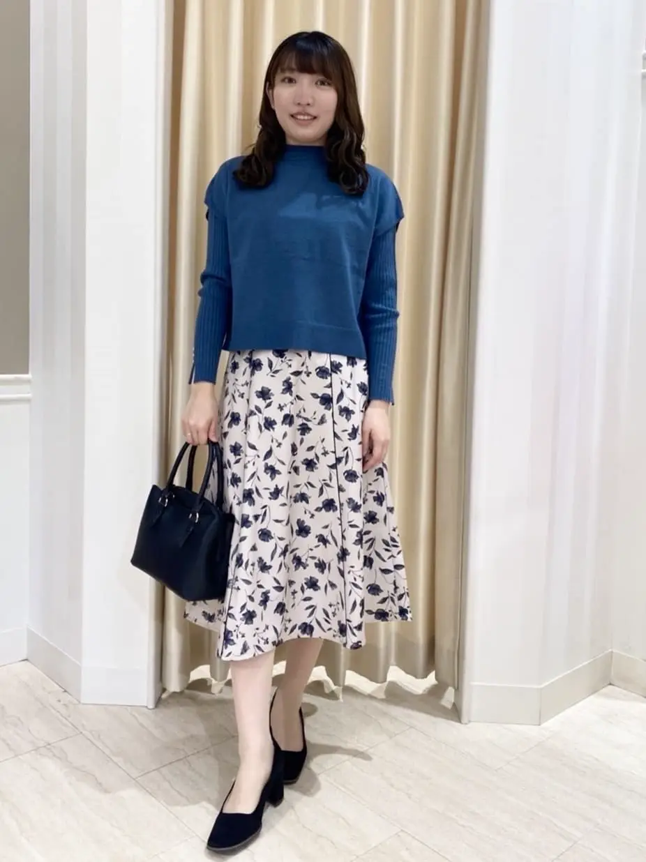 ANY SIS 伊藤 コーディネート画像