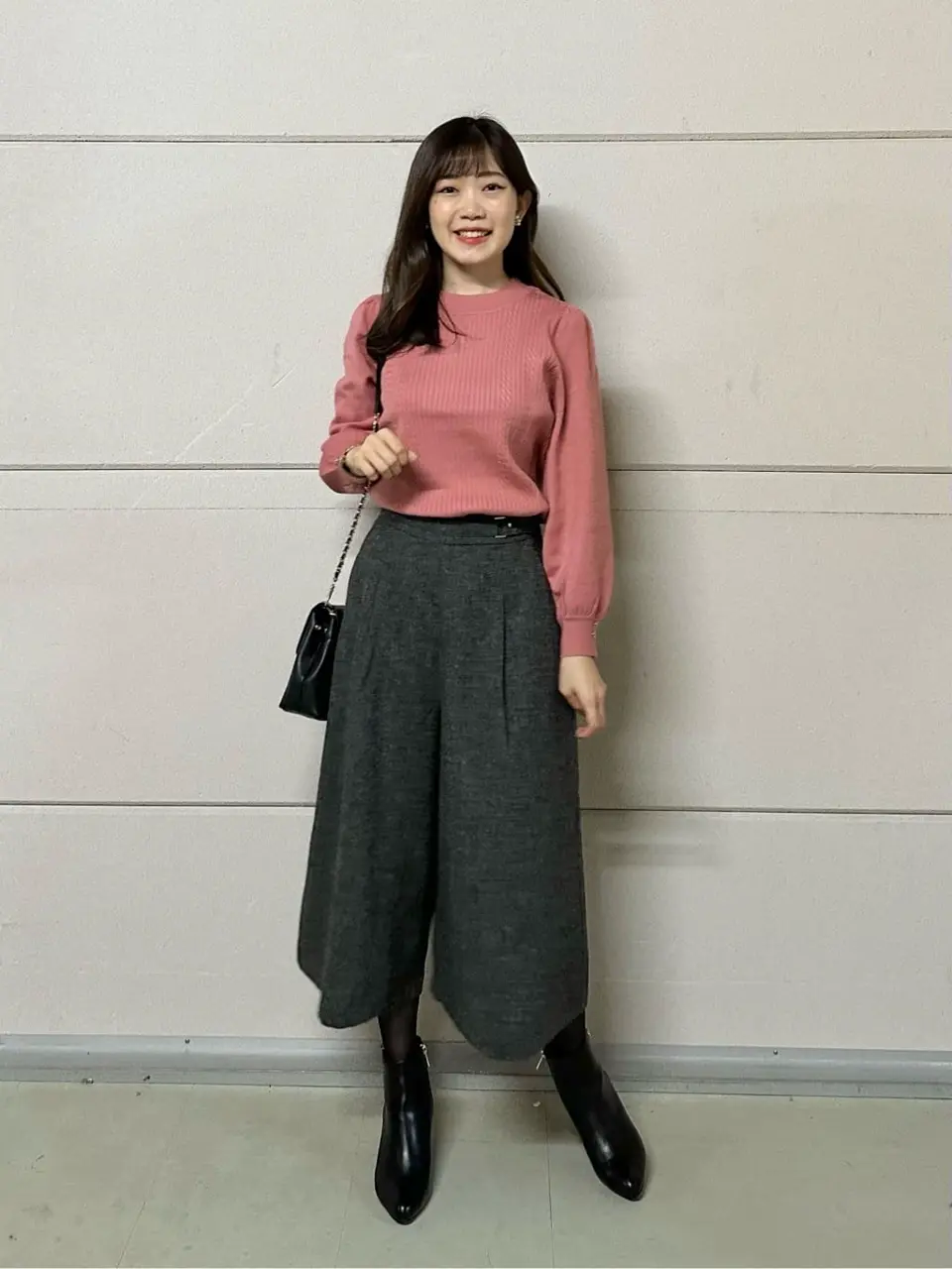 ANY SIS みぃ コーディネート画像