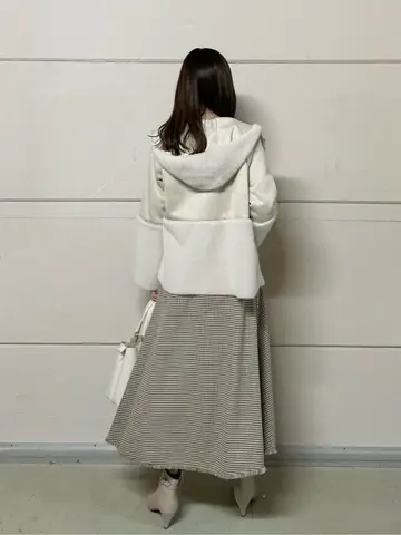 ANY SIS みぃ コーディネート画像