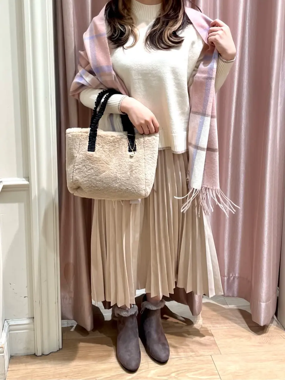 ANY SIS 岩楯 コーディネート画像