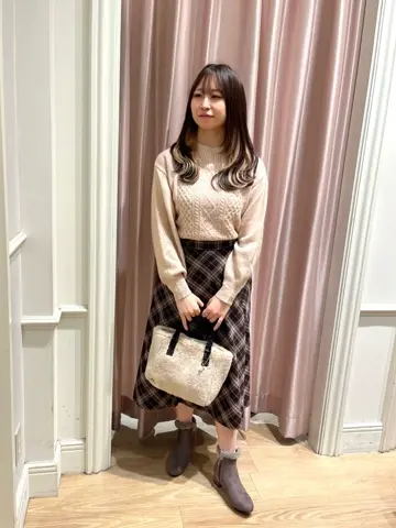 ANY SIS 岩楯 コーディネート画像