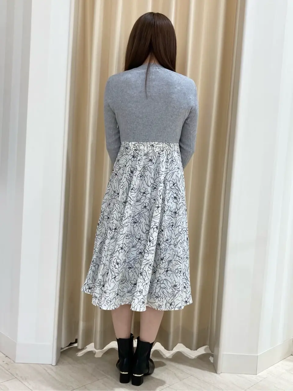 ANY SIS 伊藤 コーディネート画像