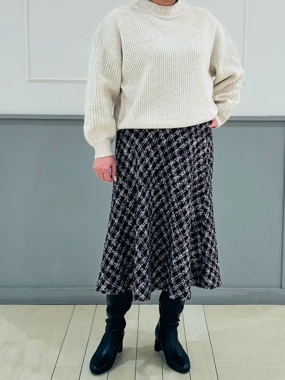 ANY SIS 堀部 コーディネート画像