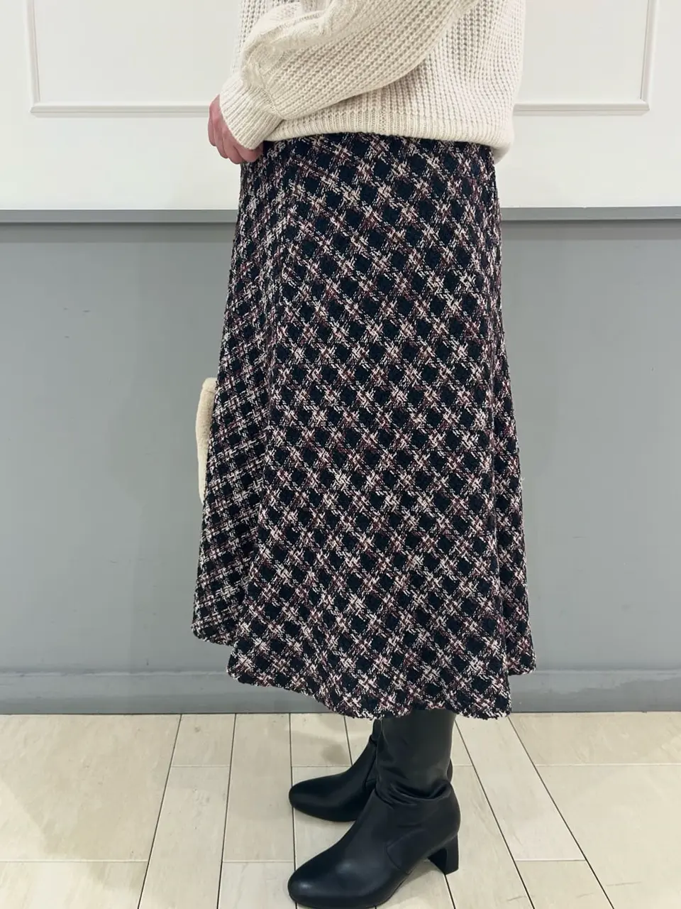 ANY SIS 堀部 コーディネート画像