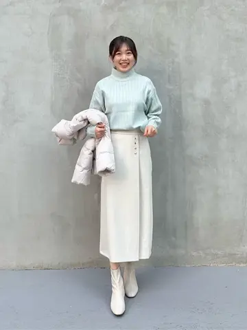 ANY SIS みぃ コーディネート画像