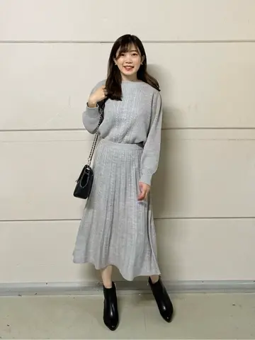 ANY SIS みぃ コーディネート画像