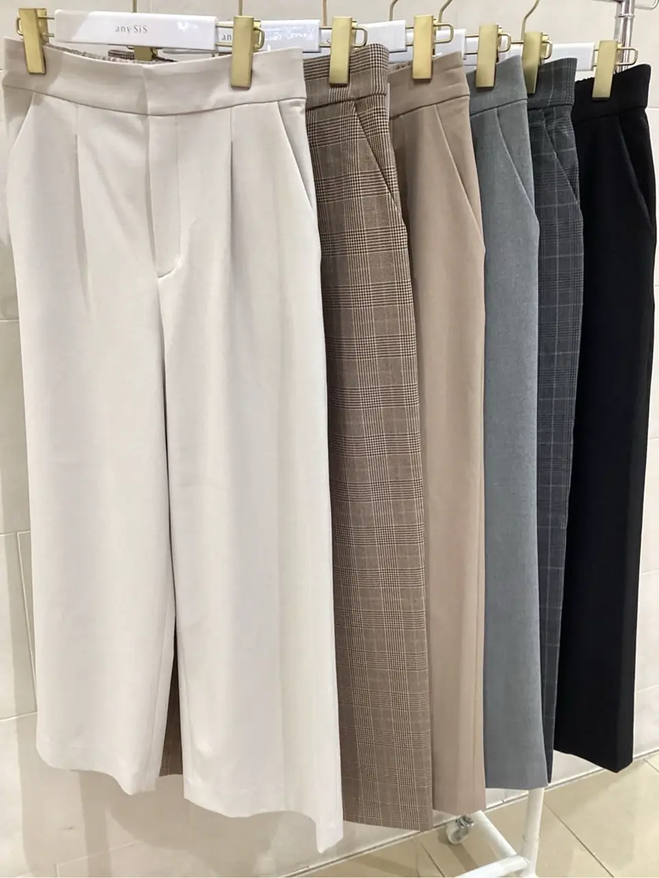 ANY SIS 今仲 コーディネート画像