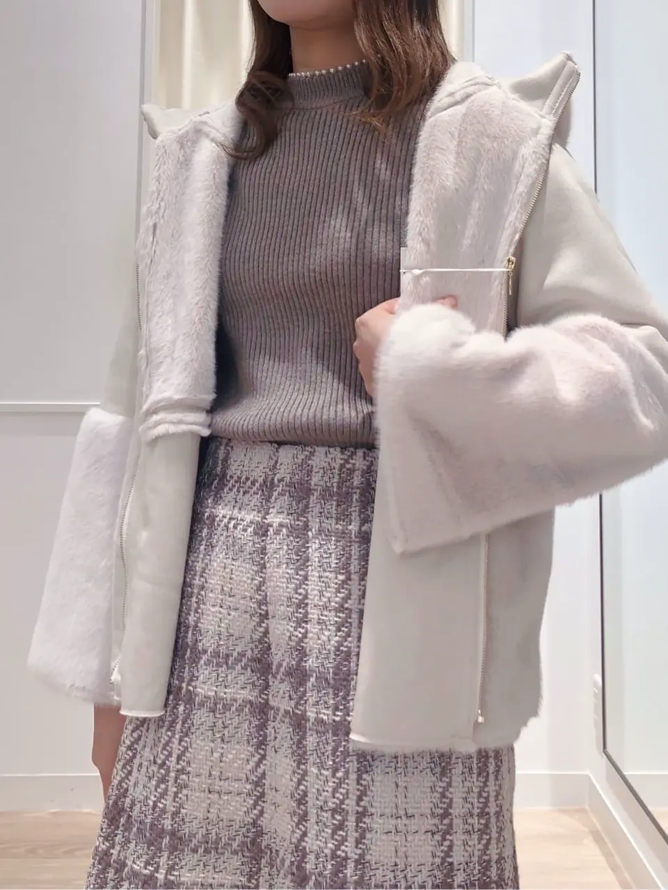 ANY SIS スタッフ コーディネート画像