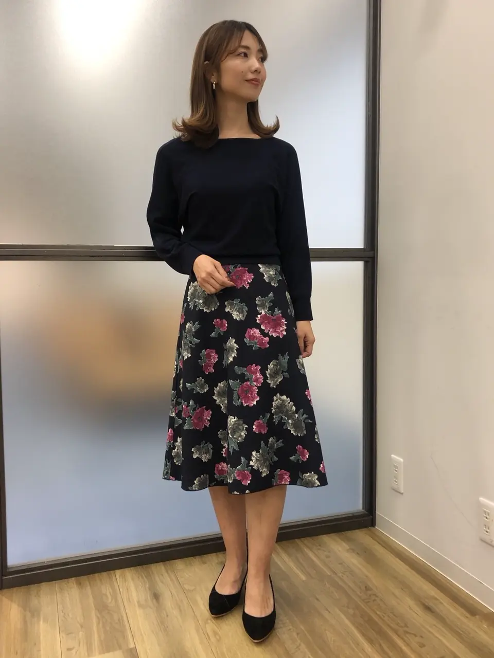 ANY SIS 本社スタッフ コーディネート画像