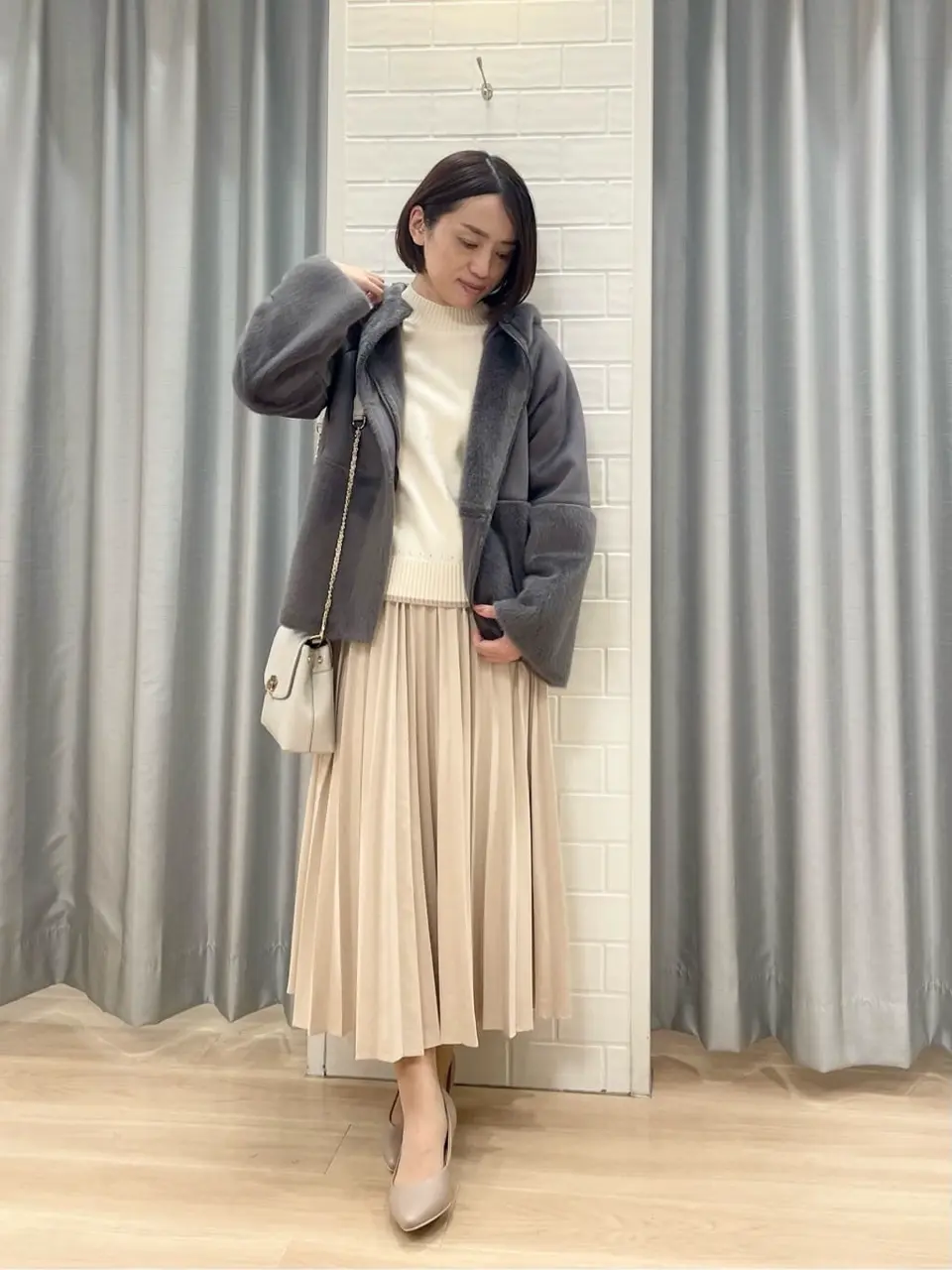 ANY SIS 丸岡 コーディネート画像