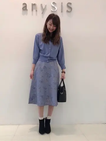ANY SIS スタッフ コーディネート画像