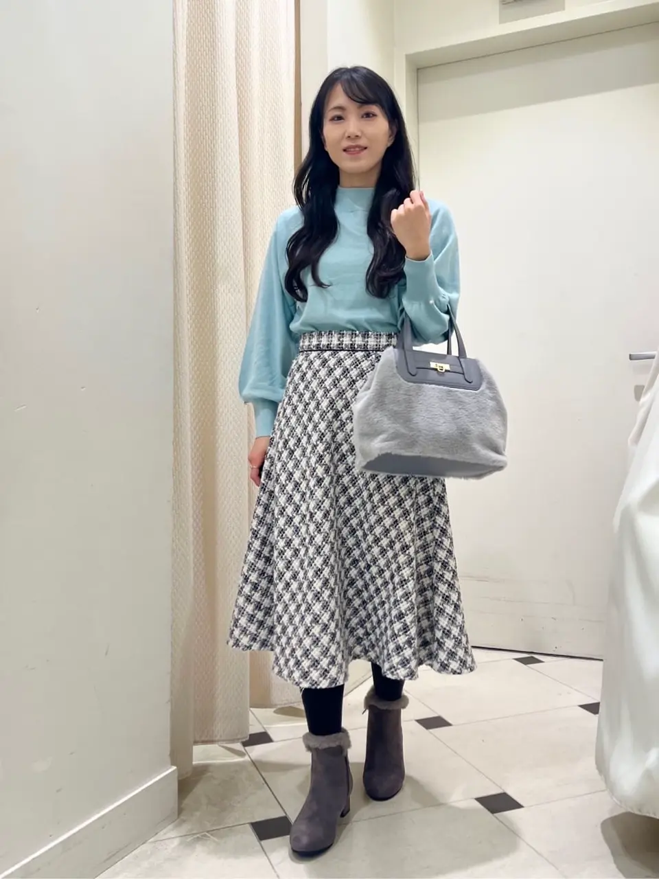 ANY SIS スタッフ コーディネート画像