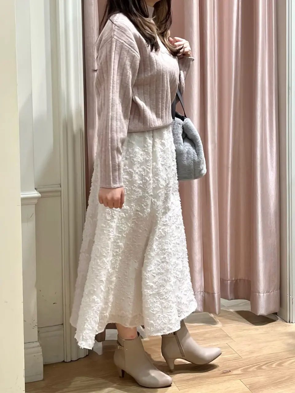 ANY SIS 岩楯 コーディネート画像