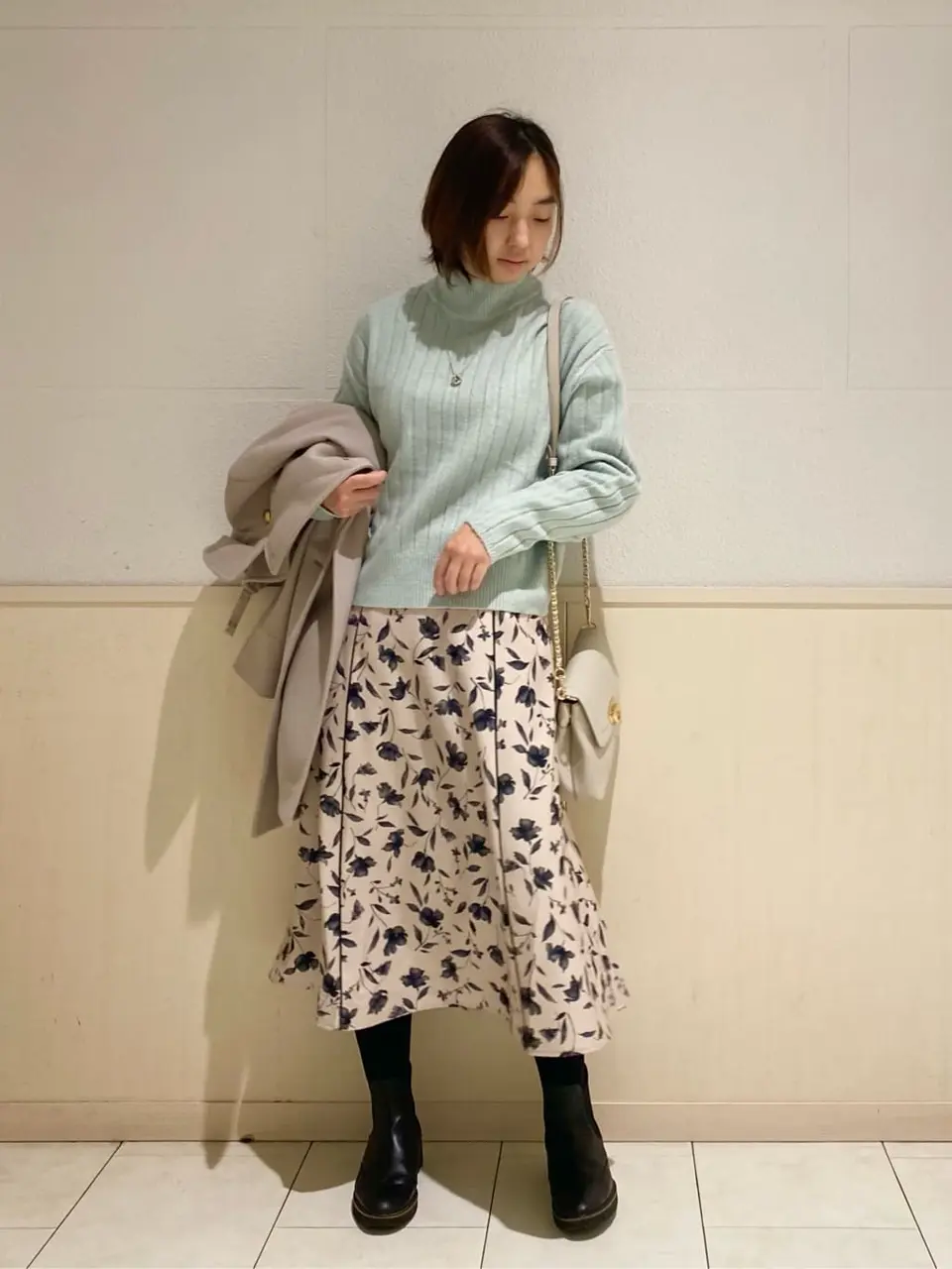 ANY SIS 村上 コーディネート画像