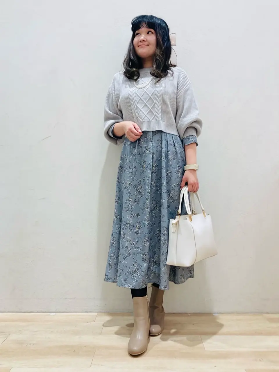 ANY SIS 川根　彩 コーディネート画像