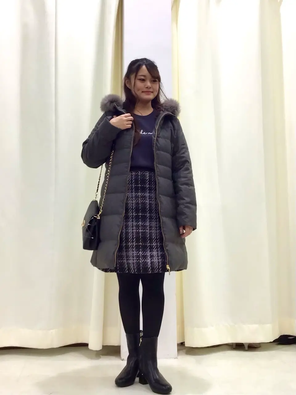 ANY SIS スタッフ コーディネート画像