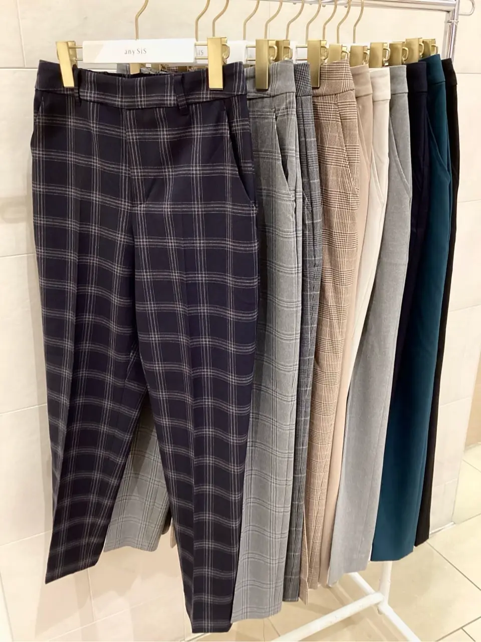 ANY SIS 髙橋 コーディネート画像