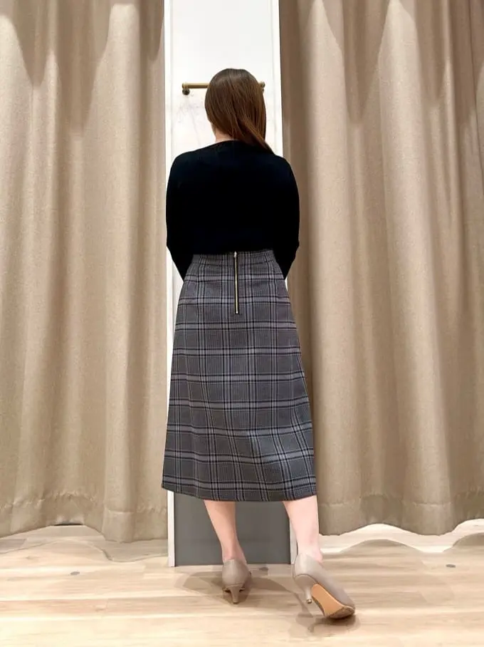 ANY SIS 瀬野 コーディネート画像