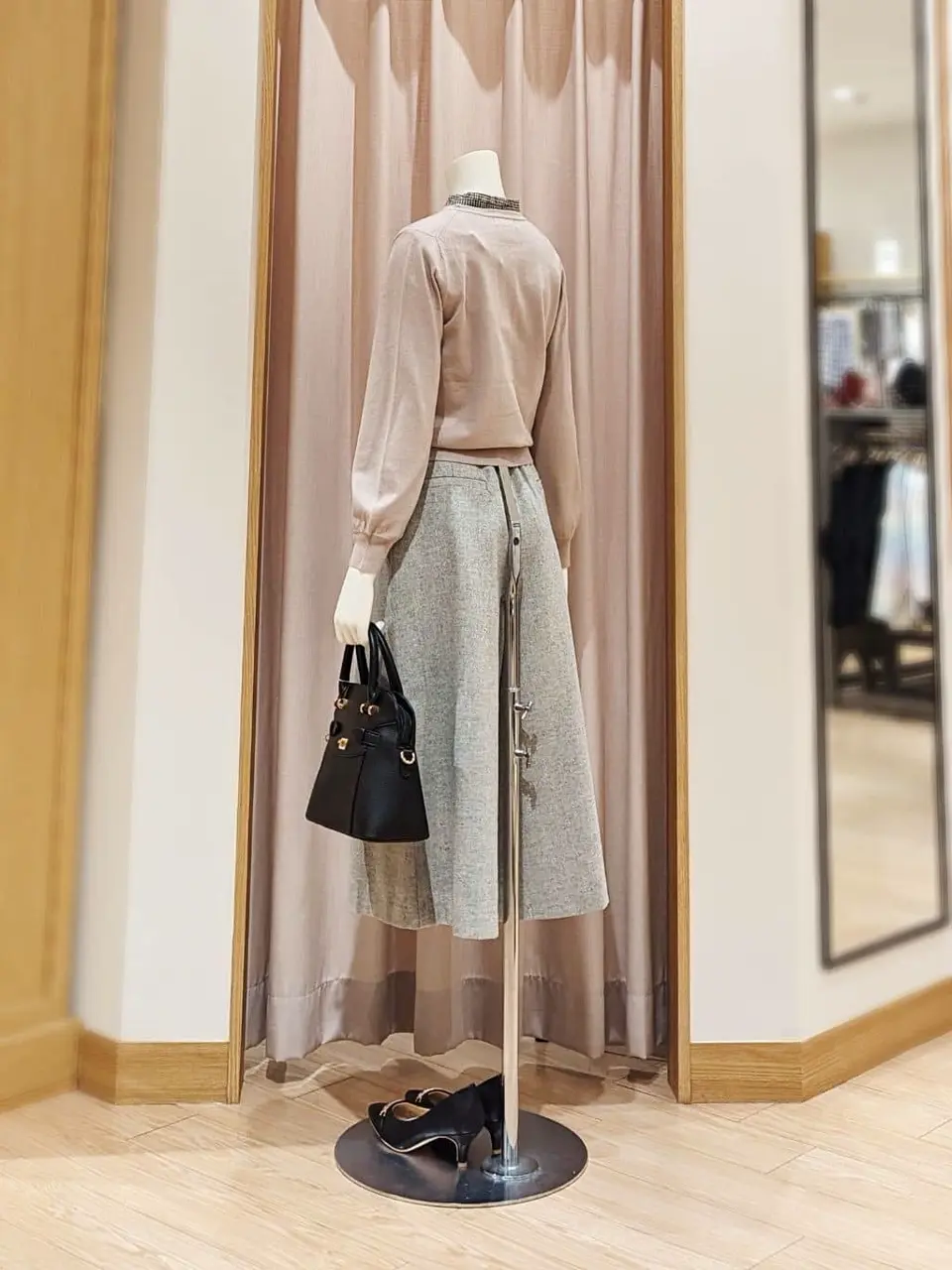 ANY SIS 岩田 コーディネート画像