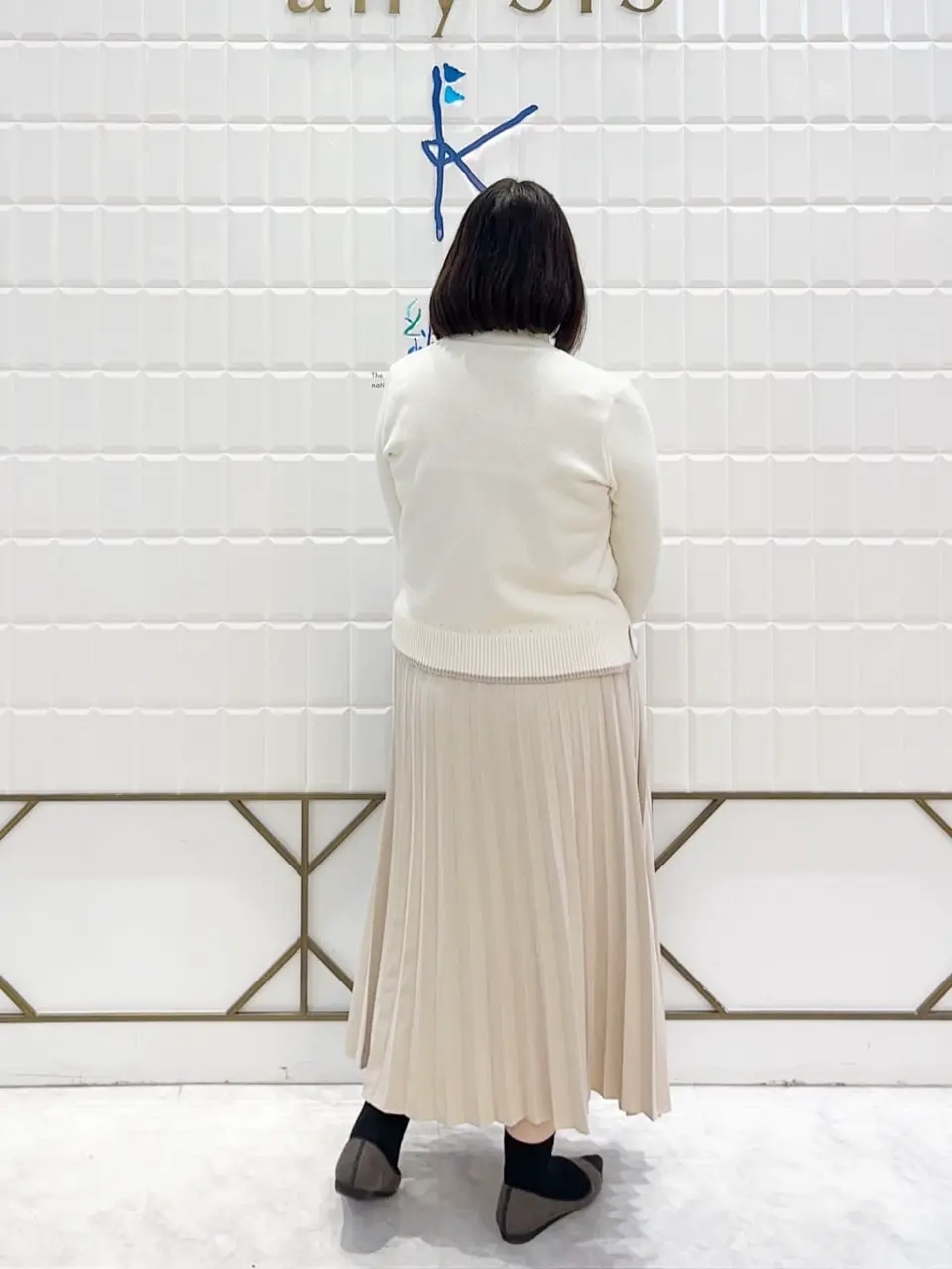 ANY SIS 西田 コーディネート画像