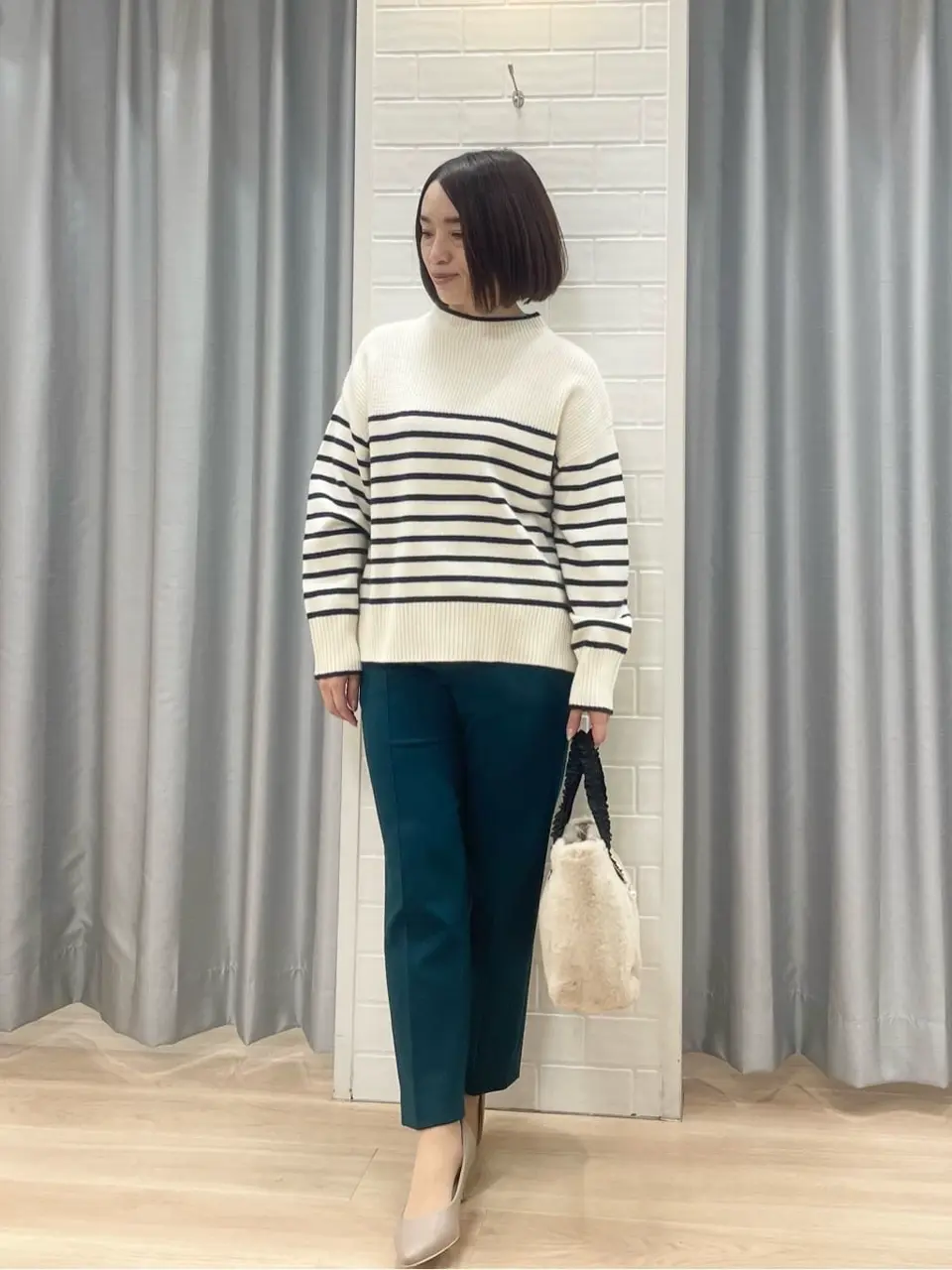 ANY SIS 丸岡 コーディネート画像