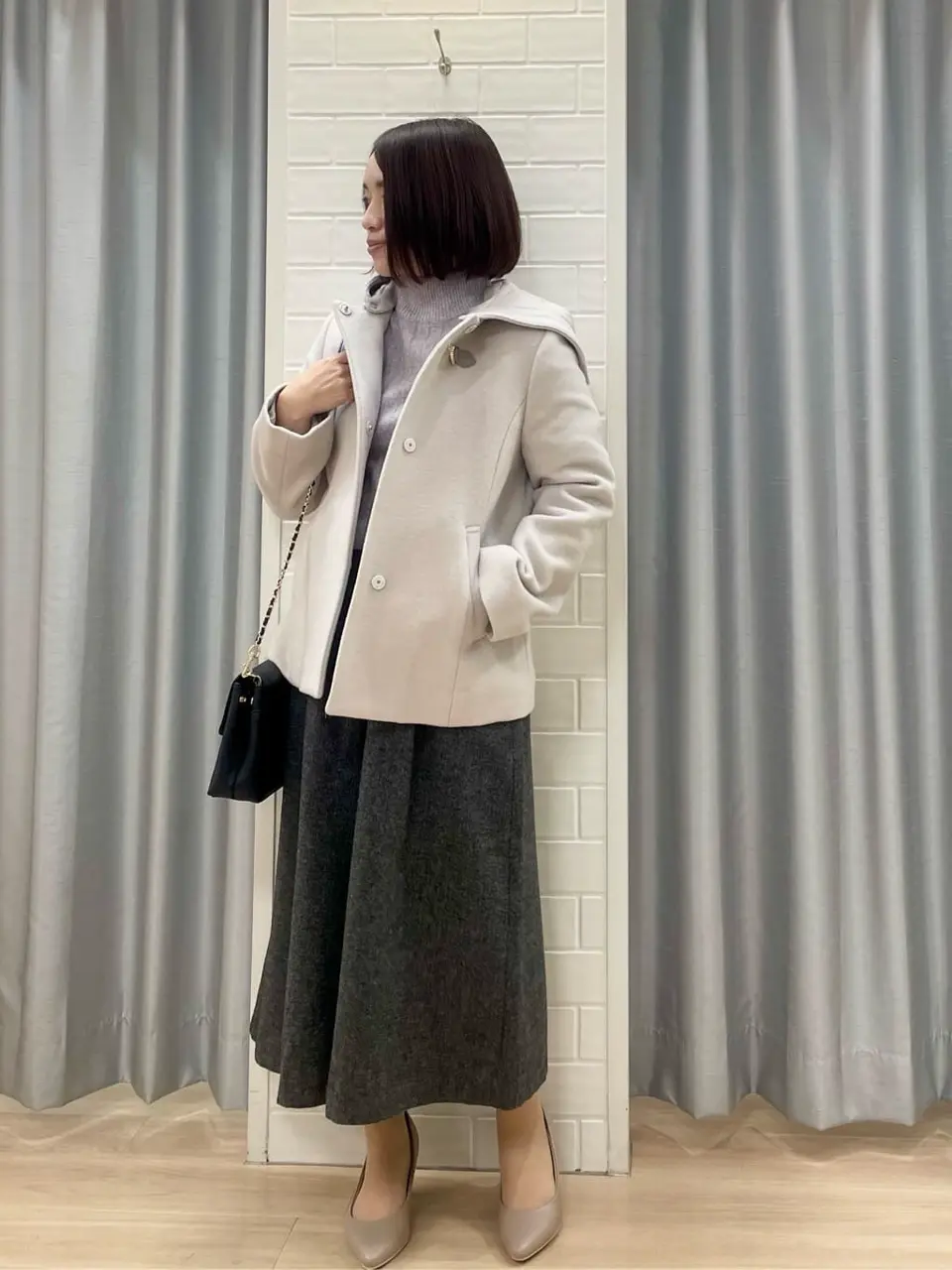 ANY SIS 丸岡 コーディネート画像