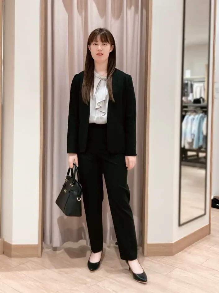 ANY SIS 濱口 コーディネート画像