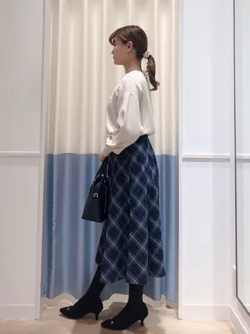 ANY SIS スタッフ コーディネート画像