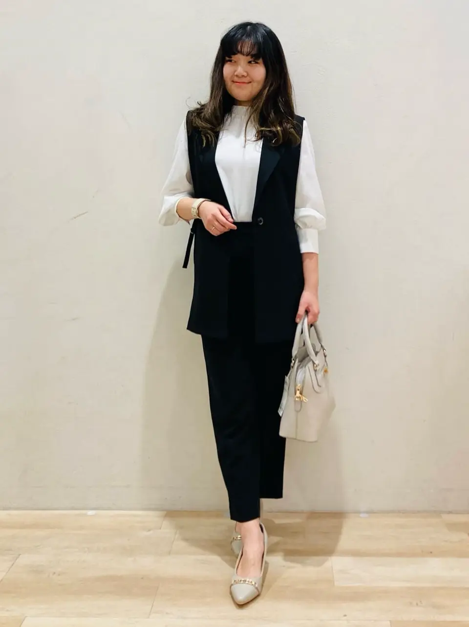 ANY SIS 川根　彩 コーディネート画像