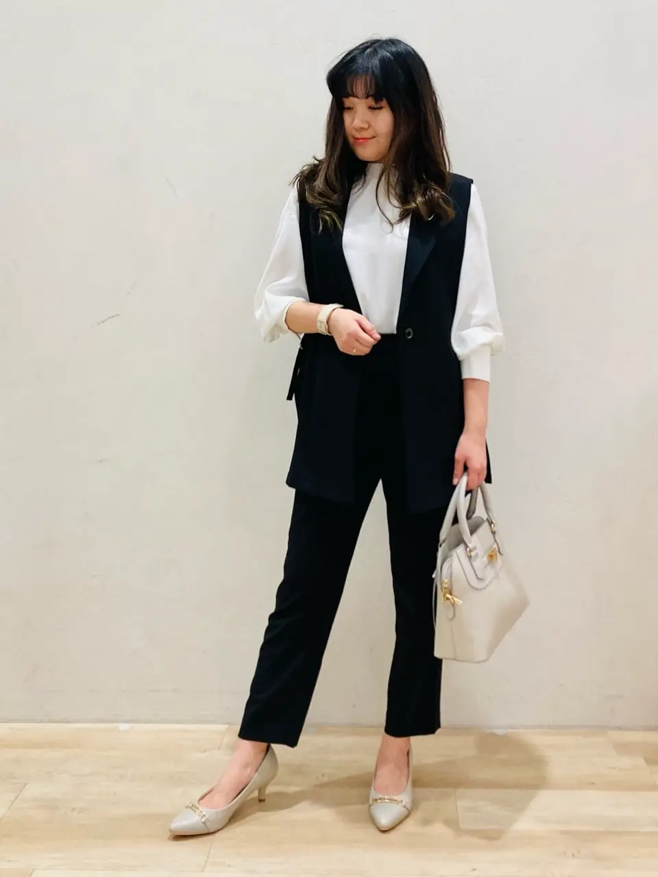 ANY SIS 川根　彩 コーディネート画像