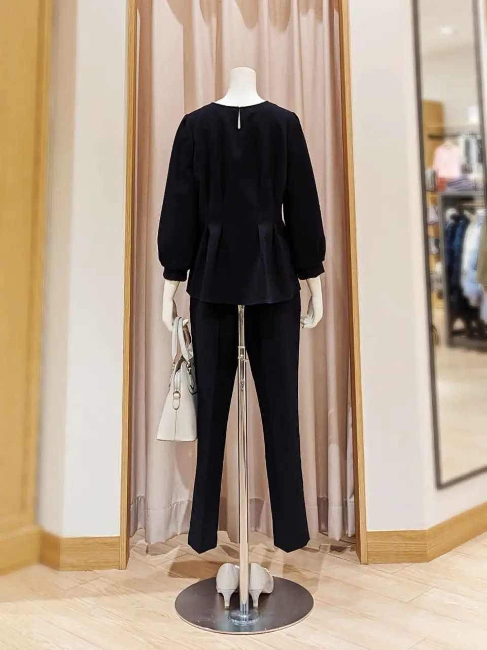 ANY SIS 岩田 コーディネート画像