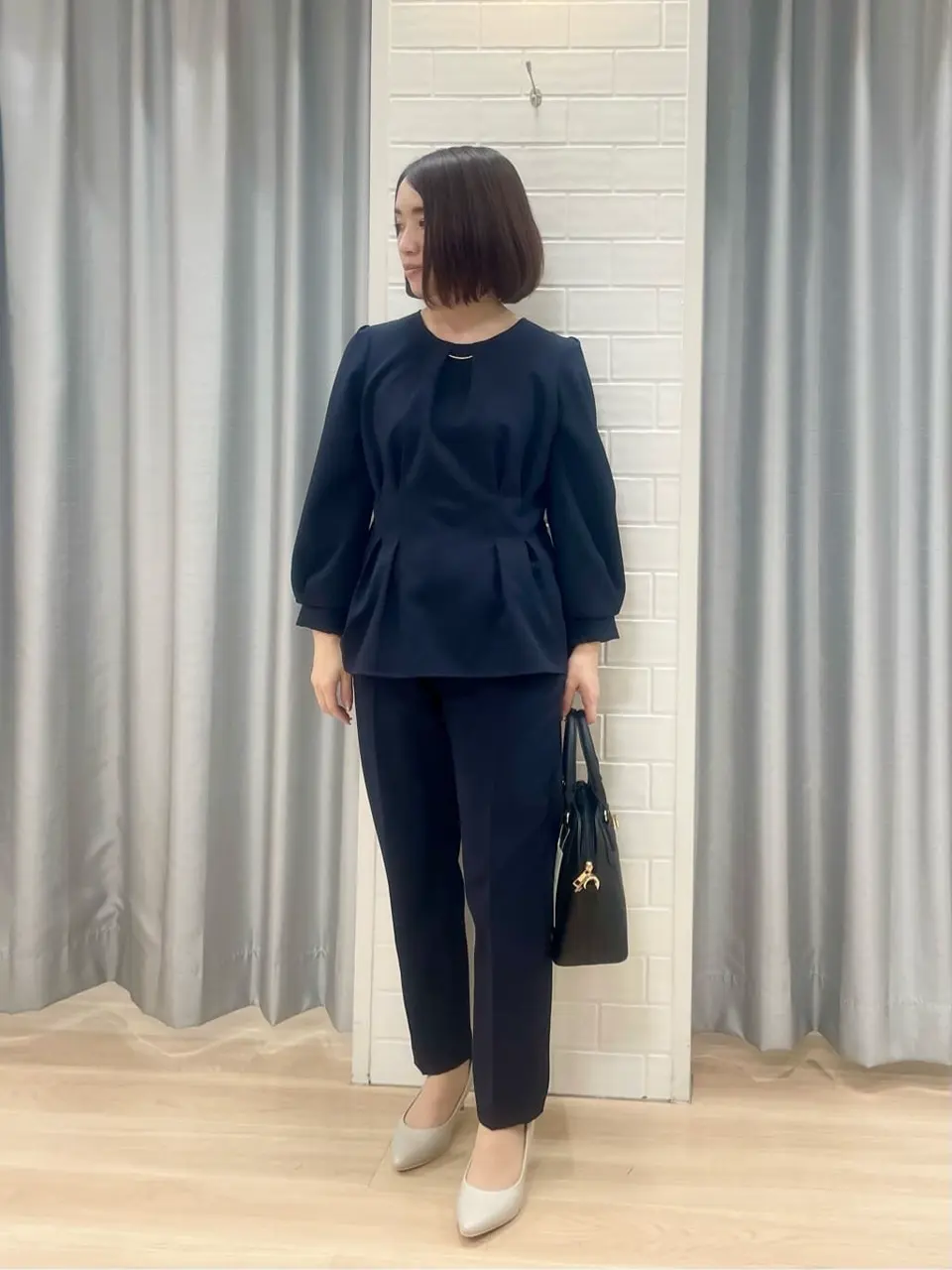 ANY SIS 丸岡 コーディネート画像