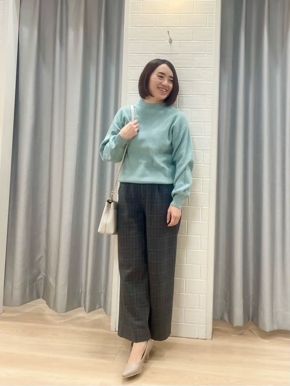 ANY SIS 丸岡 コーディネート画像