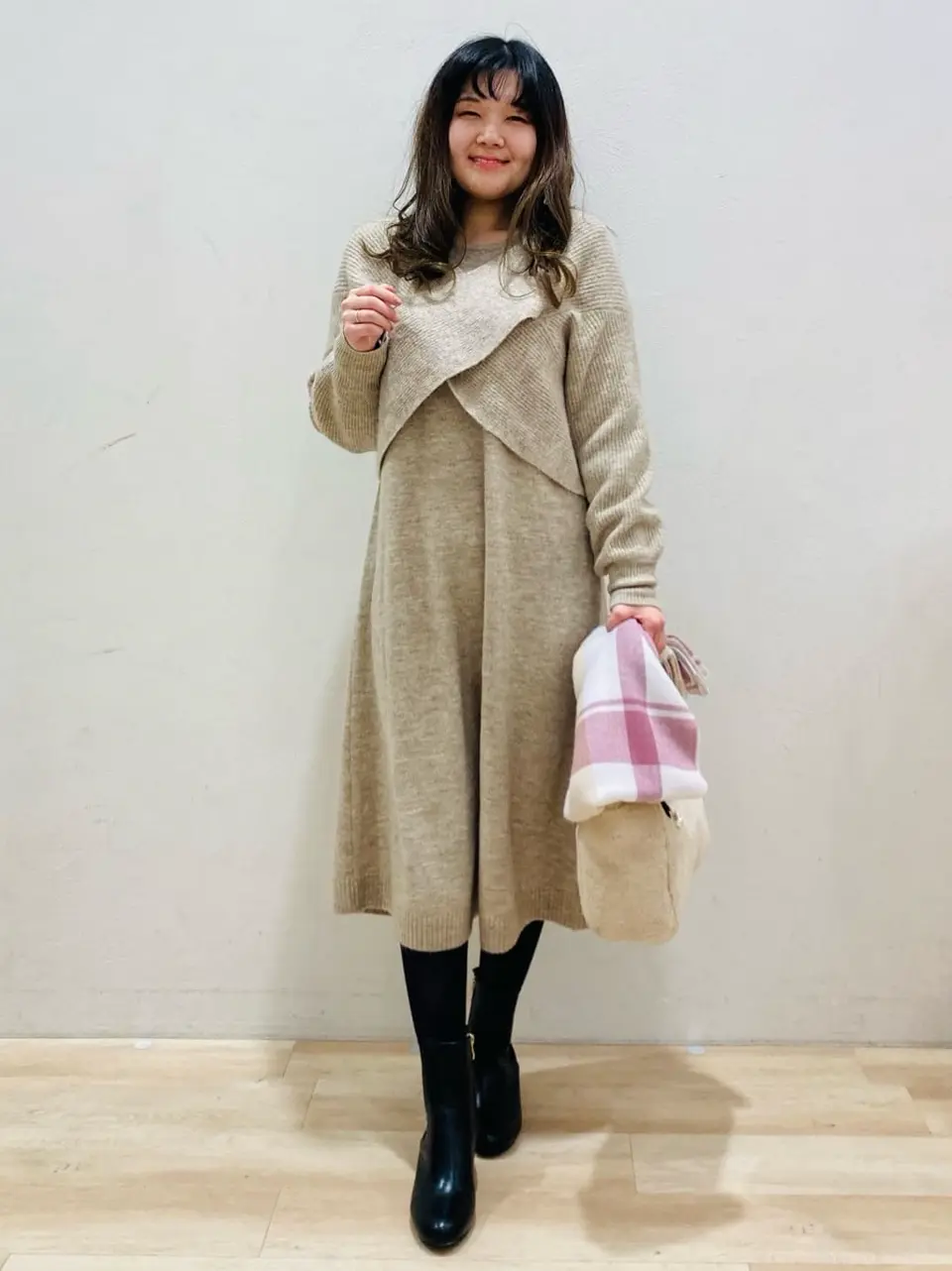 ANY SIS 川根　彩 コーディネート画像