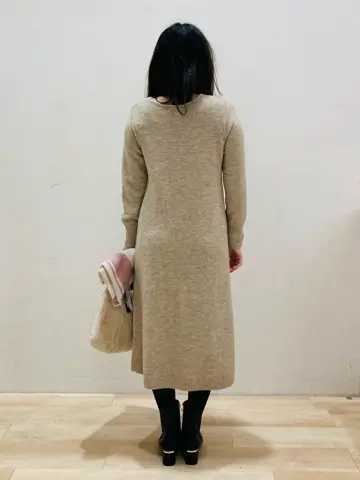 ANY SIS 川根　彩 コーディネート画像