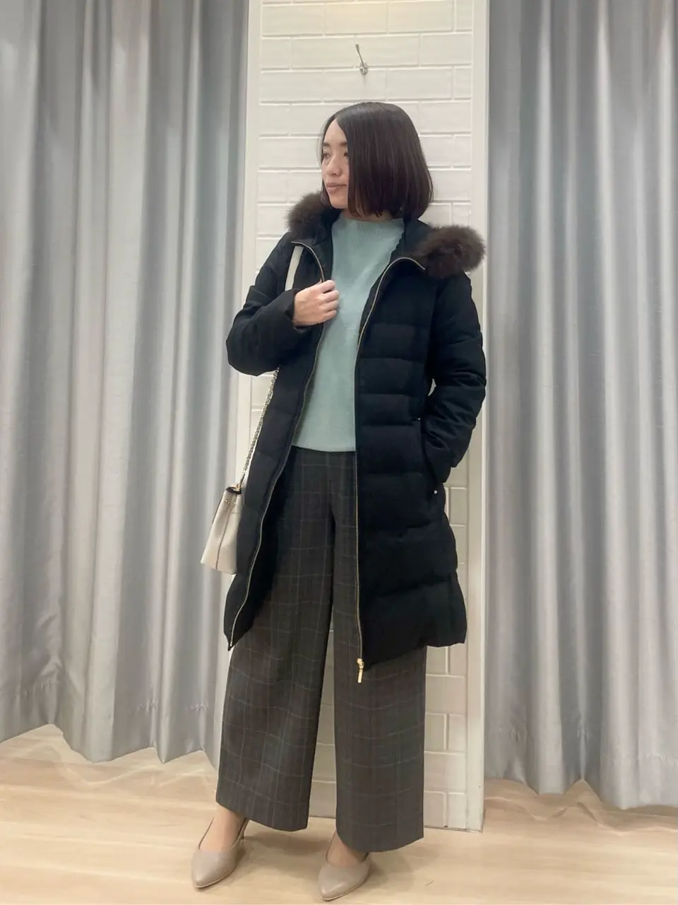 ANY SIS 丸岡 コーディネート画像