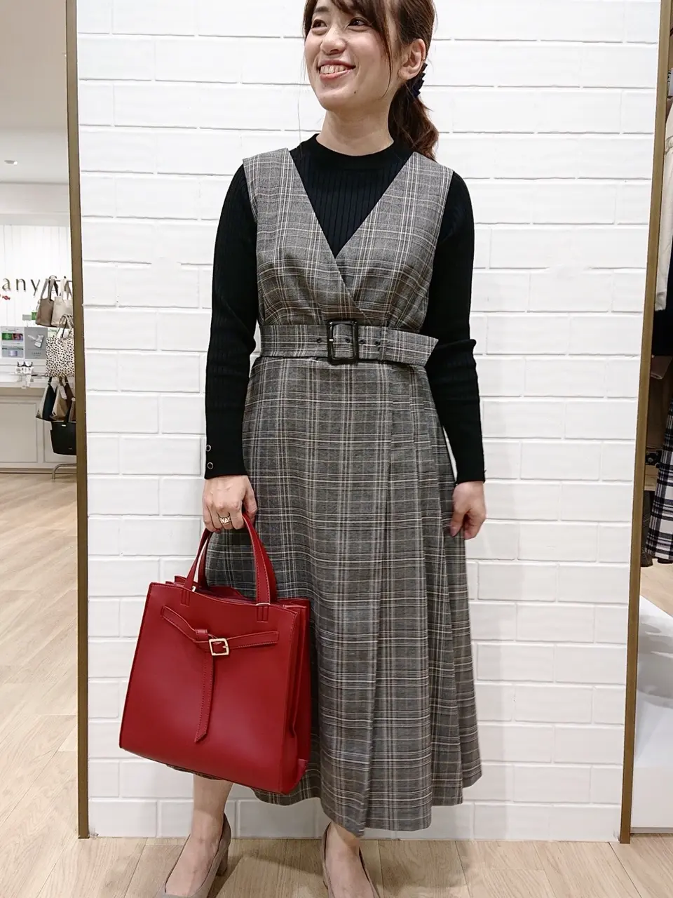 ANY SIS 丸岡 コーディネート画像