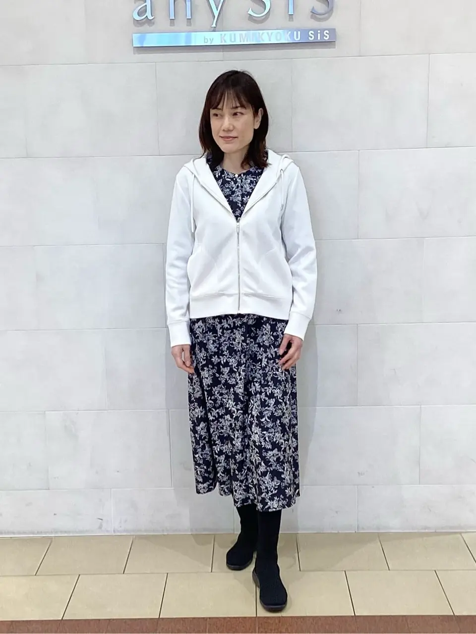 ANY SIS 髙橋 コーディネート画像