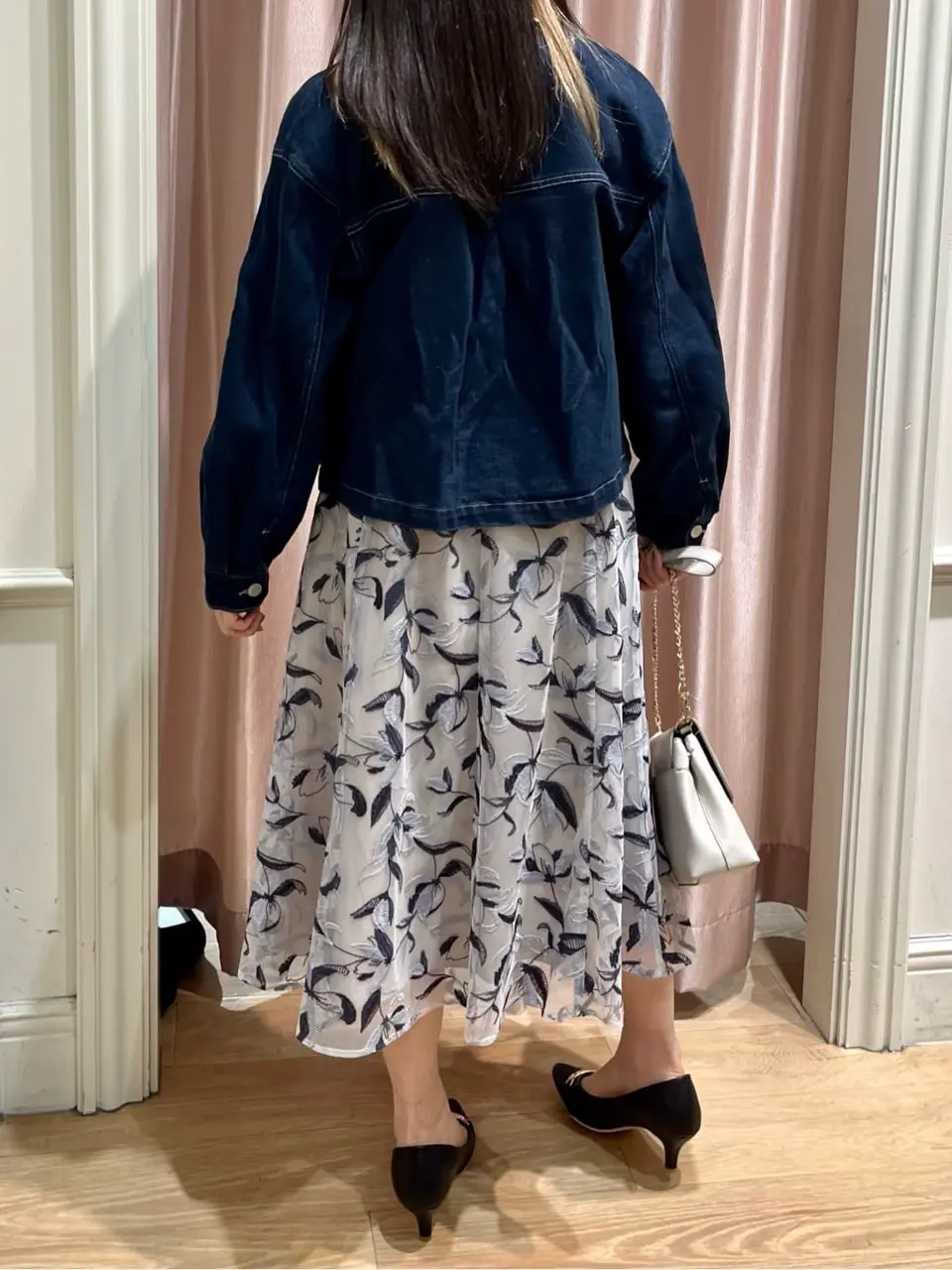 ANY SIS 岩楯 コーディネート画像