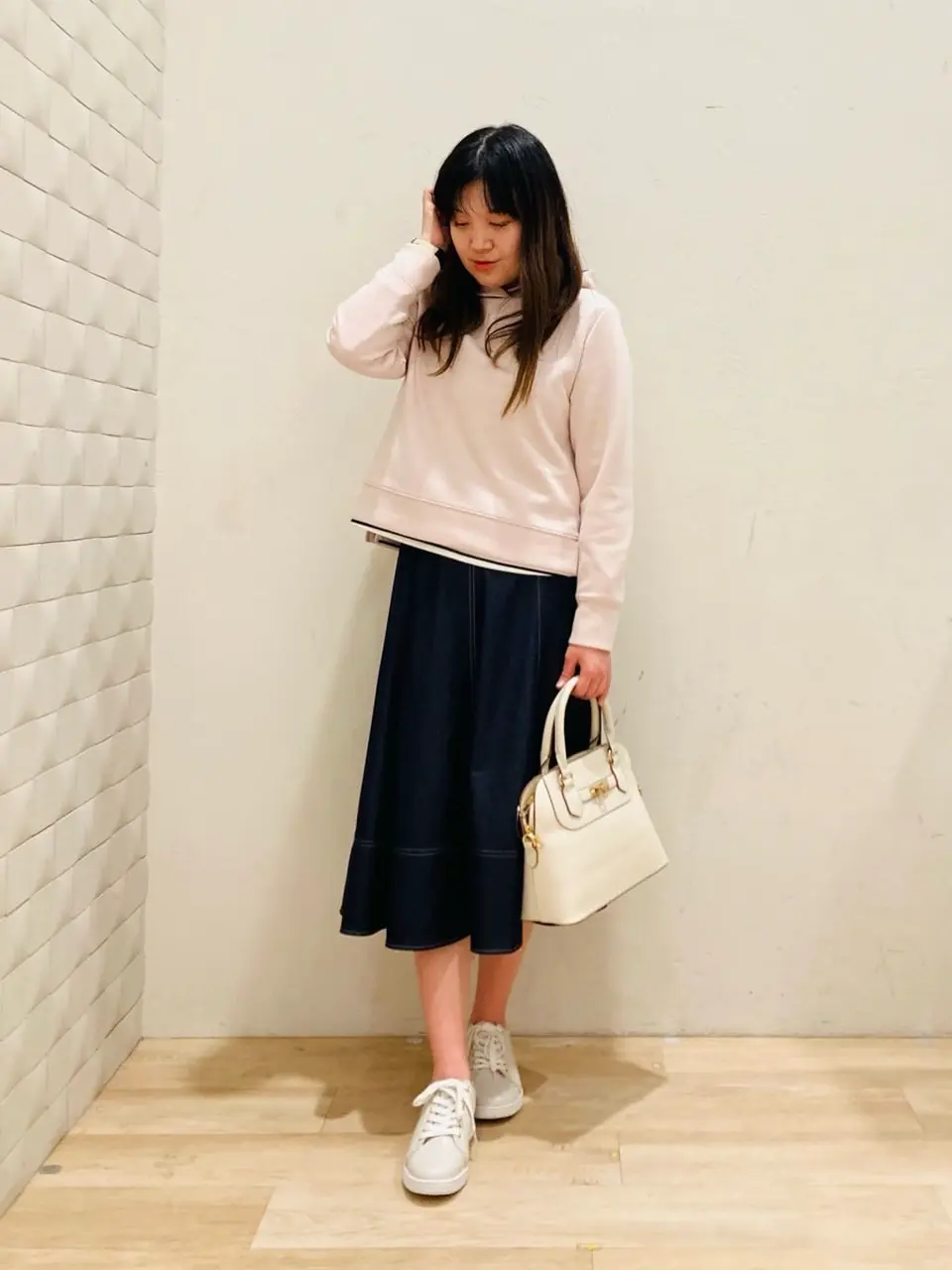 ANY SIS 川根　彩 コーディネート画像