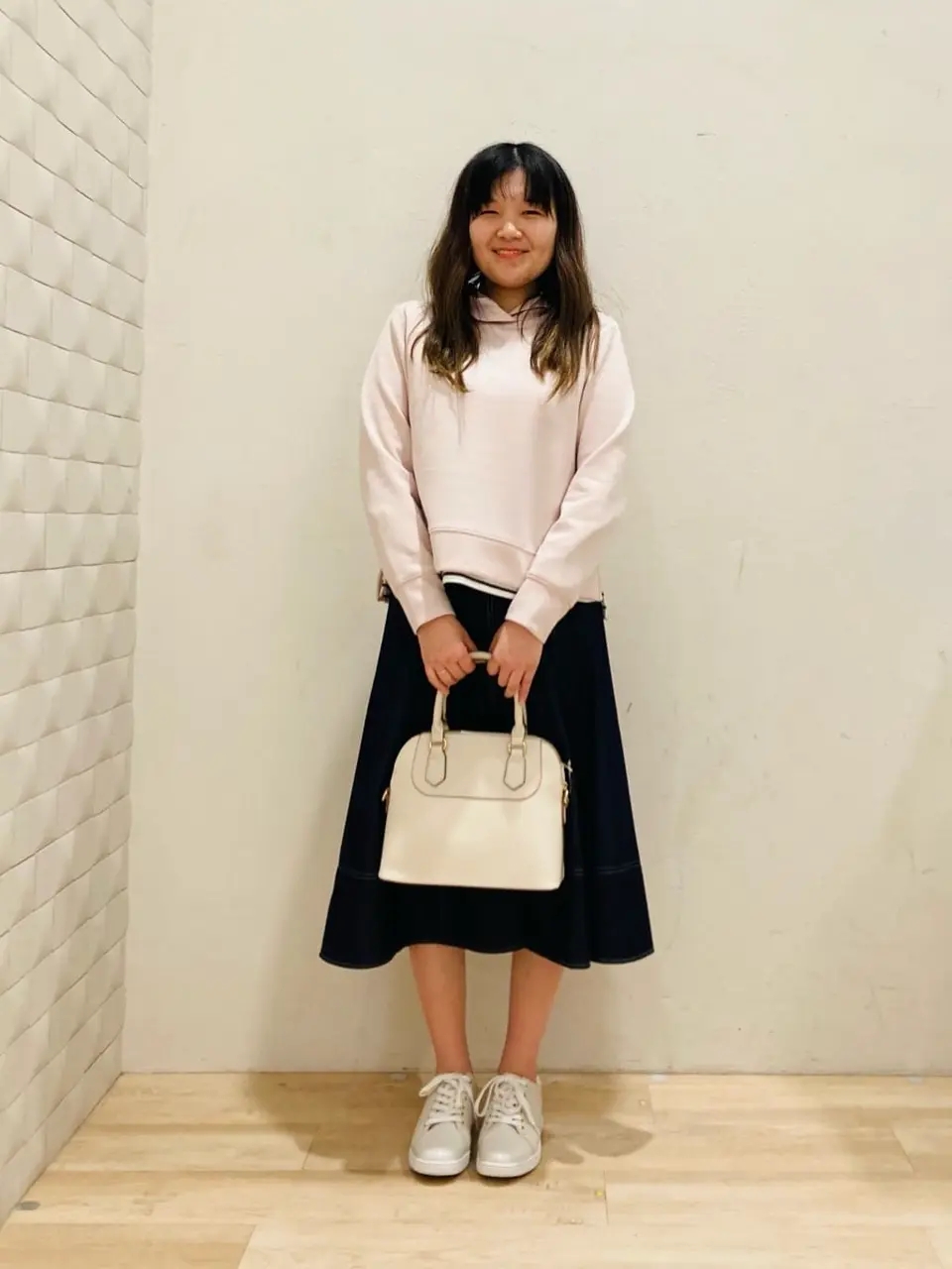 ANY SIS 川根　彩 コーディネート画像