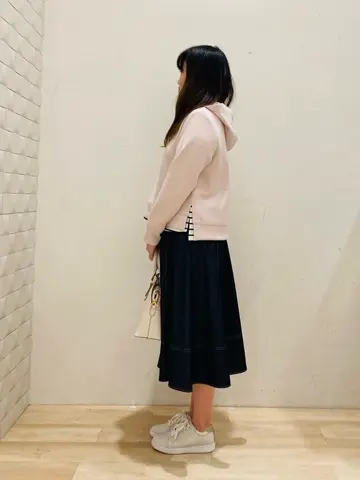 ANY SIS 川根　彩 コーディネート画像