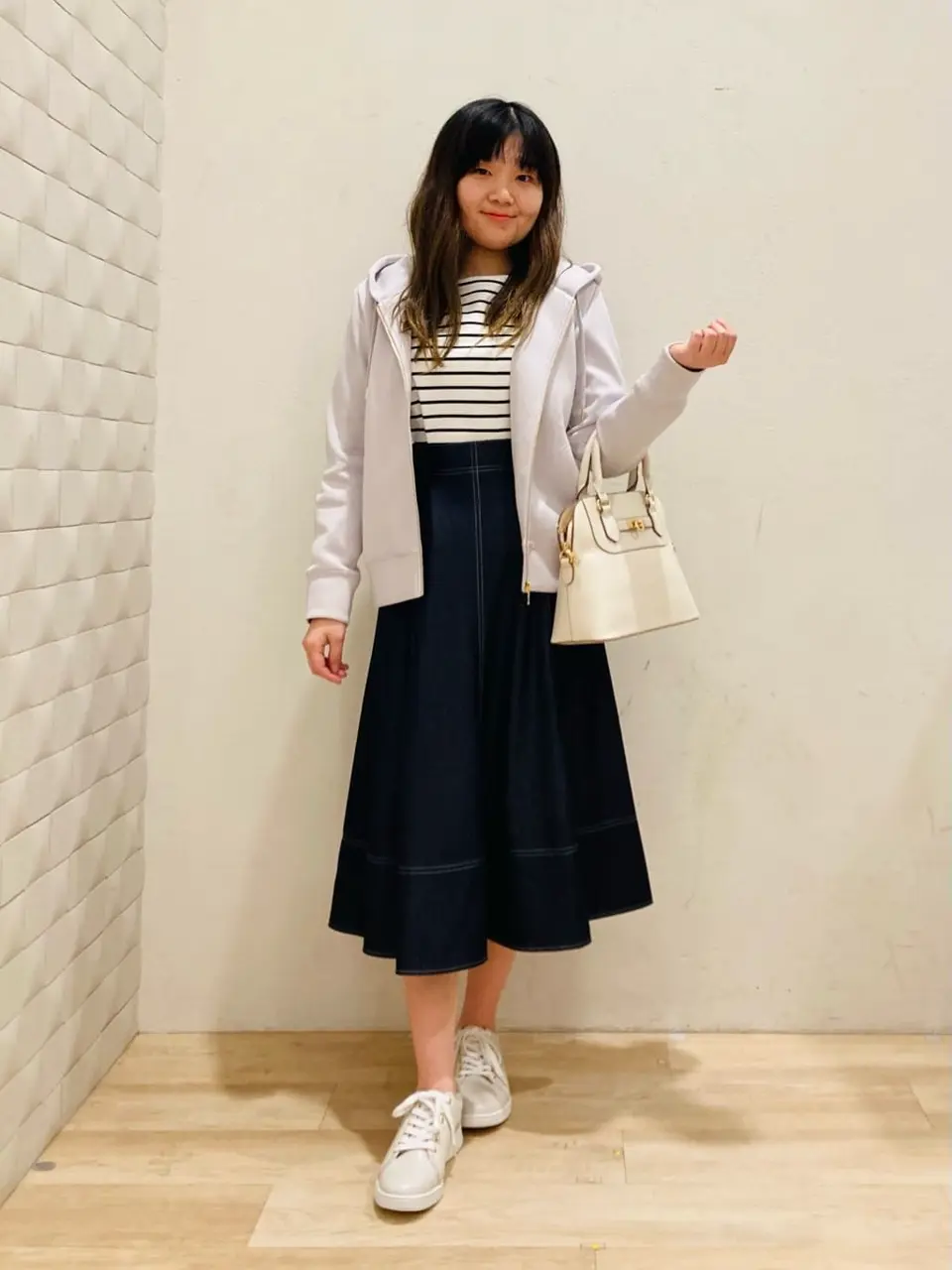 ANY SIS 川根　彩 コーディネート画像