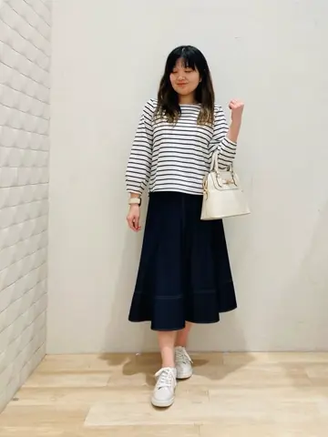 ANY SIS 川根　彩 コーディネート画像