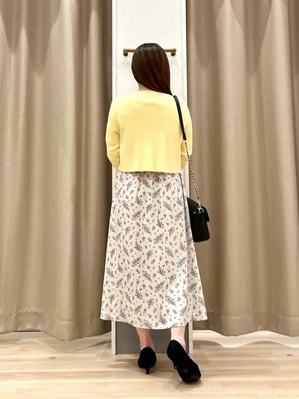 ANY SIS 瀬野 コーディネート画像